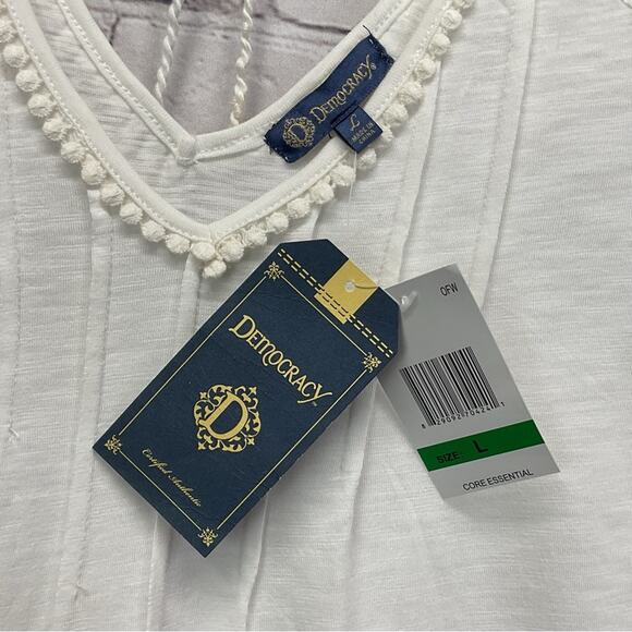 Democracy Boho Top Women's Size L Cream Eyelet Accent Coastal Back Tassel Tie - Picture 3 of 10